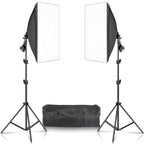 Imagem do ProLight Studio, um softbox de iluminação profissional projetado para estúdios fotográficos. Este softbox oferece iluminação suave e uniforme, reduzindo sombras indesejadas em retratos e fotografias de produtos. Equipado com um tripé ajustável para maior flexibilidade de uso, é compatível com lâmpadas E27, permitindo personalizar a intensidade e temperatura da luz conforme necessário. Ideal para fotógrafos e criadores de conteúdo que buscam uma configuração de iluminação contínua de alta qualidade