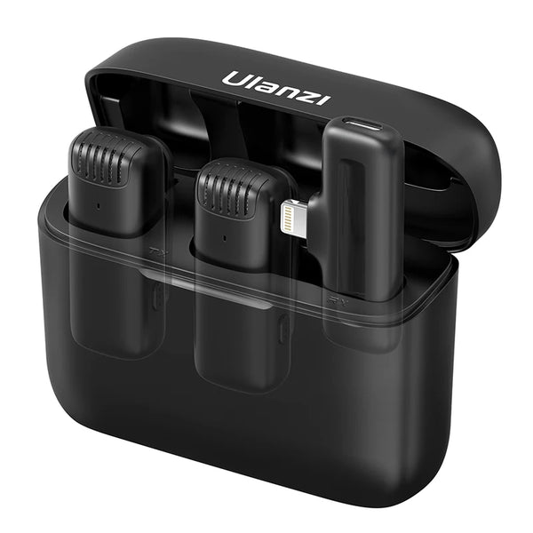 "SoundMax Dual Microfone Sem Fio Lapela Ulanzi J12 para Gravações, Lives e Transmissões ao Vivo - Conector Lightning e Tipo-C para iPhone e Android - Microfone Compacto de Alta Qualidade para Criadores de Conteúdo, Gravações Profissionais, Streaming e Vlogs. Acessório sem fio para vídeo, áudio e gravação, ideal para entrevistas, apresentações, gaming e transmissões ao vivo. Microfone de lapela com cancelamento de ruído e bateria de longa duração.